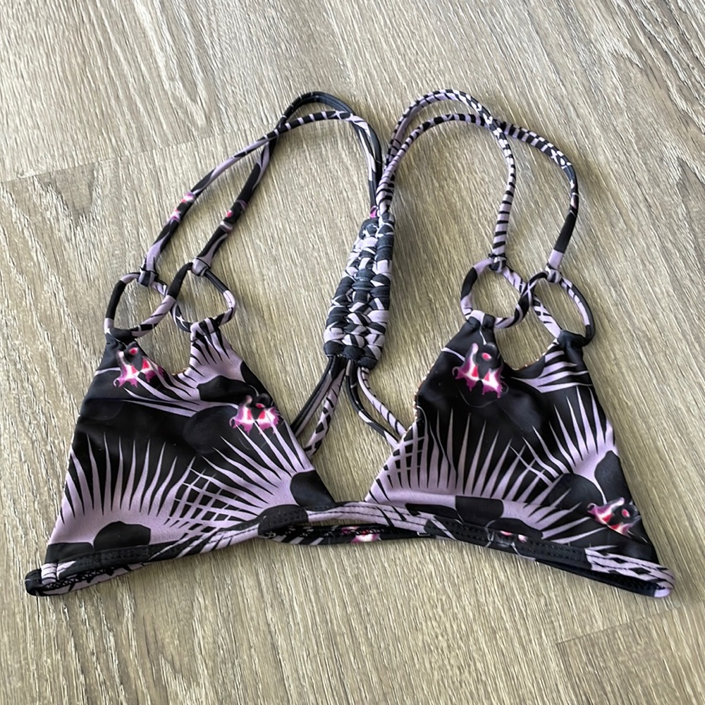 Acacia purple orchid top